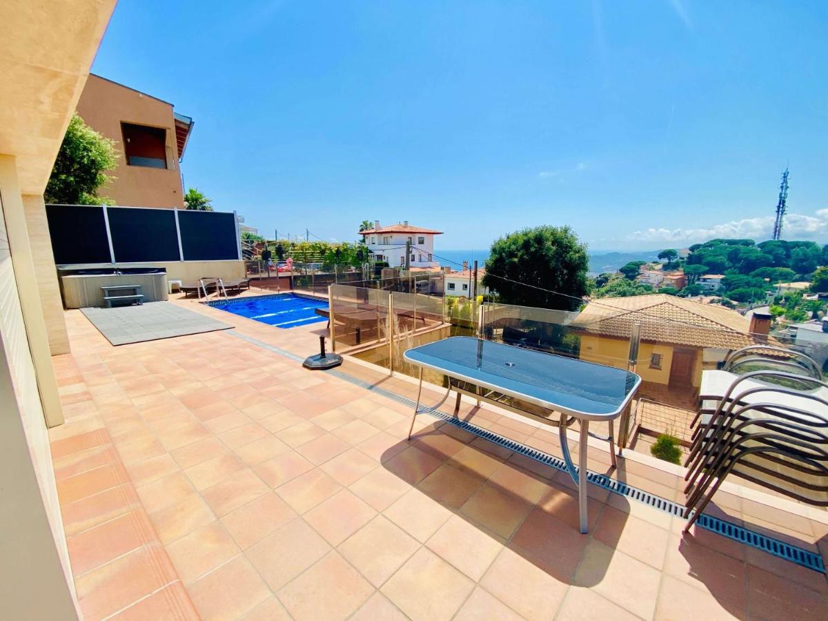 Luxury Villa Investingspain With Sea Views, Pool And Jacuzzi Lloret de Mar Exterior foto